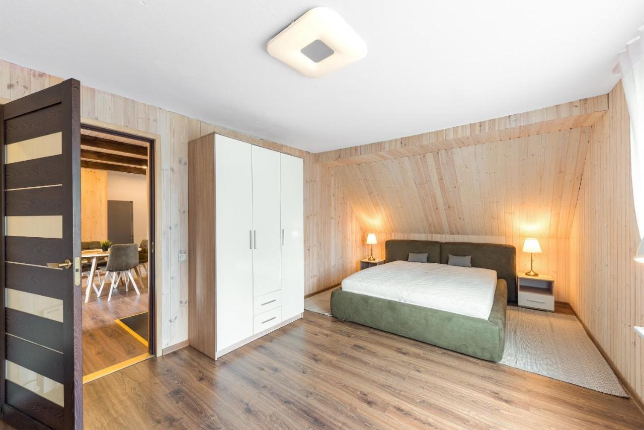 Shanghai Banzai Family Apartment Аеропорт Вільнюс Екстер'єр фото
